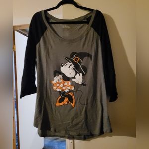 Witch Minnie Mouse long-sleeved tee